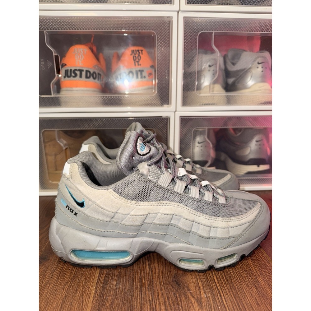Size 6 - Nike Air Max 95 Retro Logo